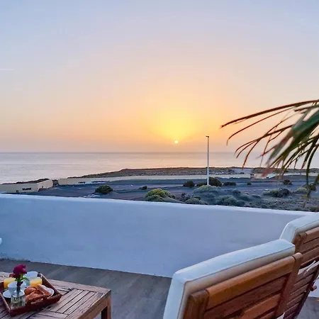 Medano Seaside Villa, Jacuzzi&Pool