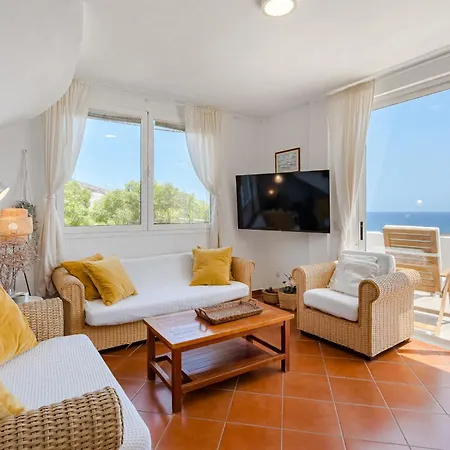 Medano Seaside Villa, Jacuzzi & Pool