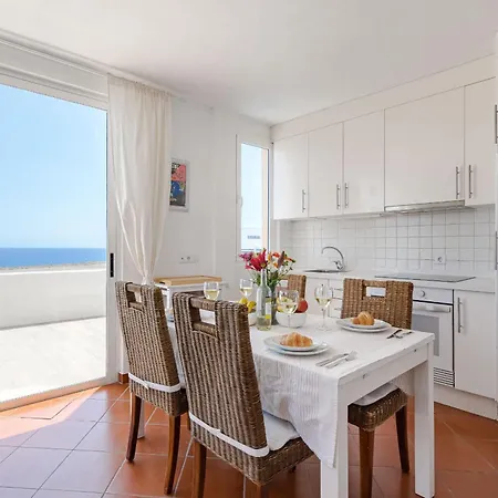 Medano Seaside Villa, Jacuzzi & Pool Villa