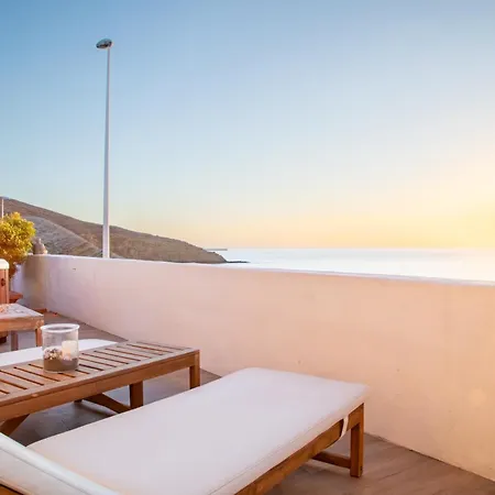 Villa Beachfront Medano & Infinity Jacuzzi & Warm Pool