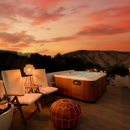 Beachfront Medano & Infinity Jacuzzi & Warm Pool * אל מדאנו