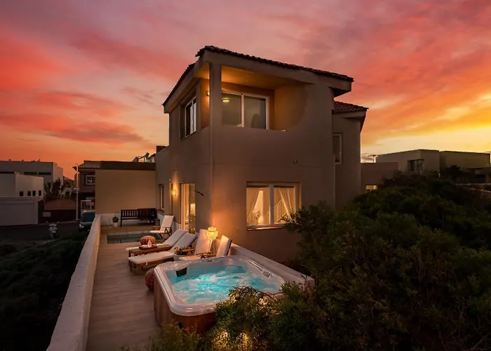 Medano Seaside Villa, Jacuzzi&Pool *